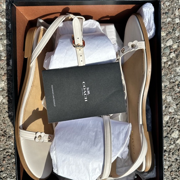 Coach Henriette Floral Rivets Sandals - Chalk White - Size 9M - Picture 10 of 16